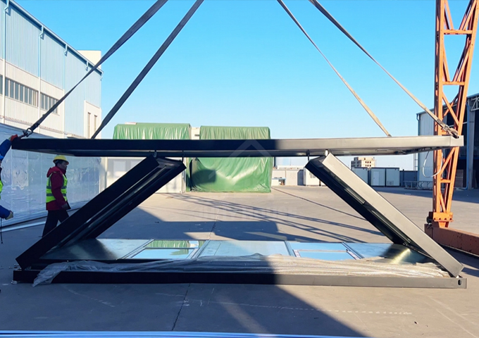 Rumah kontainer lipat 20 kaki khusus dikirim ke negara Anda melalui angkutan laut, 10 set/40HQ